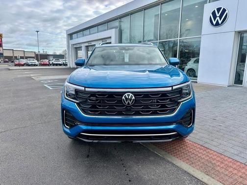2025 Volkswagen Atlas Cross Sport 2.0T SEL Premium R-Line