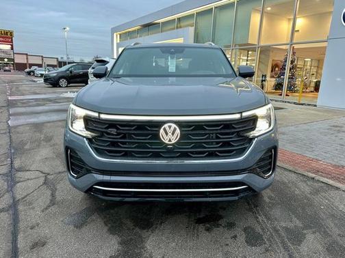Gray 2026 Volkswagen Atlas Cross Sport 2.0T SEL Premium R-Line