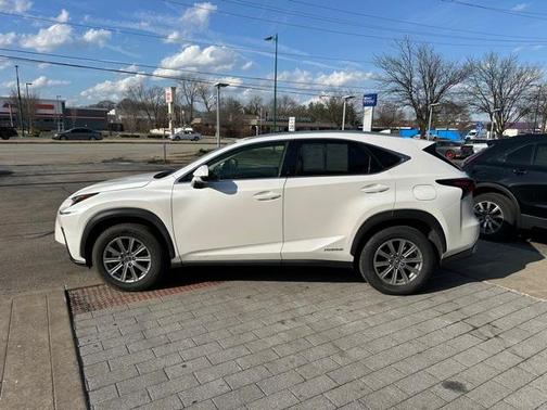 2021 Lexus NX 300h 300H