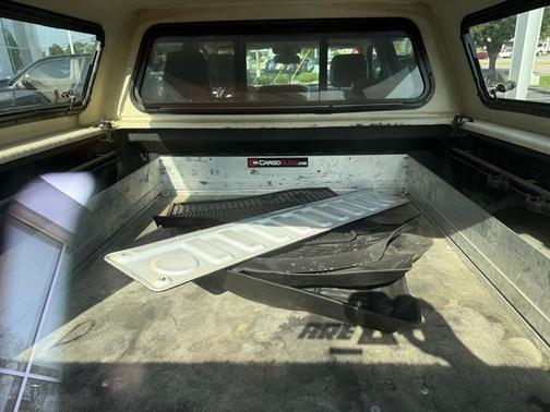 Bright White Clearcoat 2020 RAM 1500 Laramie