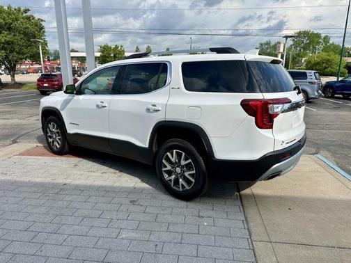 2023 GMC Acadia FWD SLE