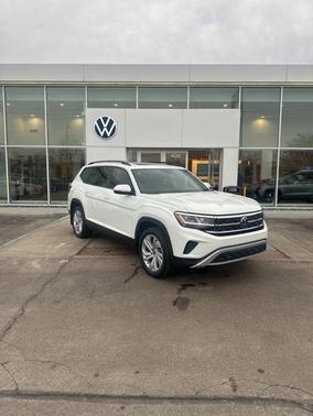2023 Volkswagen Atlas 3.6L SE w/Technology