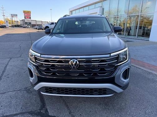 2026 Volkswagen Atlas PEAK EDITION