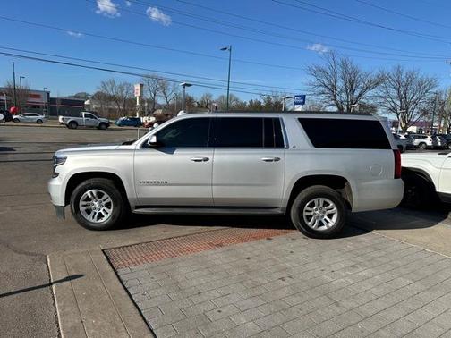 2019 Chevrolet Suburban LT