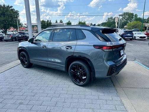 2025 Volkswagen Tiguan 2.0T SE R-Line Black