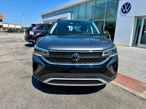Platinum Gray Metallic 2023 Volkswagen Taos 1.5T S