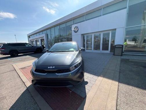 Silver 2022 Kia Forte LXS