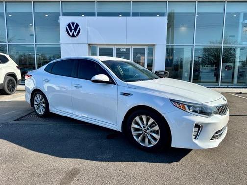 2018 Kia Optima S