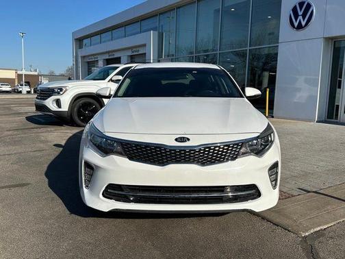 2018 Kia Optima S
