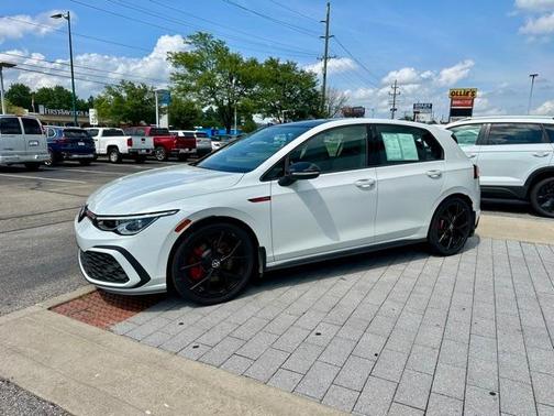 2024 Volkswagen Golf GTI 2.0T 380 SE