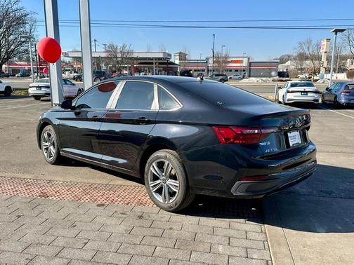 2024 Volkswagen Jetta 1.5T SE