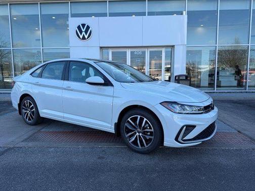 Opal White Pearl 2026 Volkswagen Jetta 1.5T SE