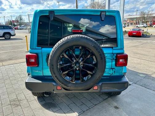 2024 Jeep Wrangler 4xe Sahara