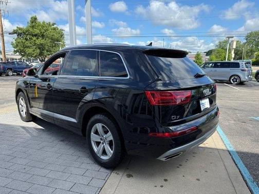 2019 Audi Q7 45 Premium Plus