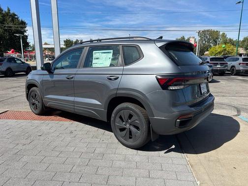 Platinum 2027 Volkswagen Taos 1.5T S