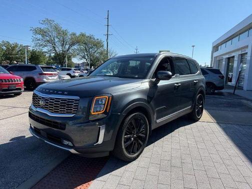 Grey 2020 Kia Telluride SX