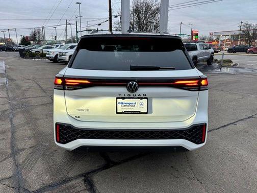 Opal White W/Deep Black Roof 2026 Volkswagen Tiguan 2.0T SE R-Line Black