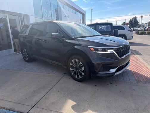 Aurora Black 2024 Kia Carnival EX
