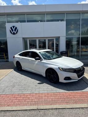 White 2021 Honda Accord Sport 2.0T