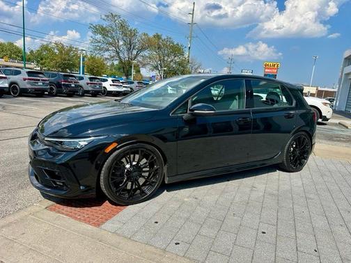 Black 2025 Volkswagen Golf R 2.0T