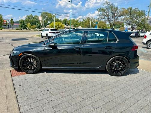 Black 2025 Volkswagen Golf R 2.0T