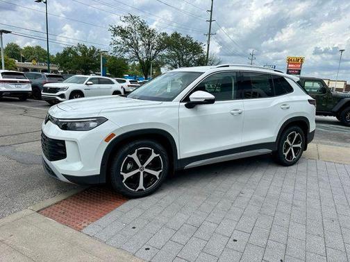 White 2026 Volkswagen Tiguan 2.0T SE