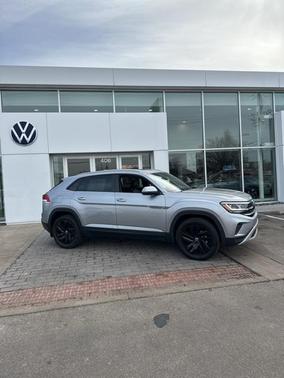 2022 Volkswagen Atlas Cross Sport 3.6L V6 SE w/Technology