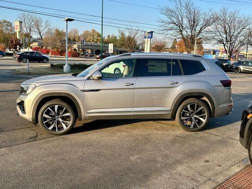 2026 Volkswagen Atlas 2.0T SEL Premium R-Line