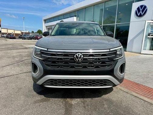 Gray 2026 Volkswagen Atlas 2.0T Peak Edition