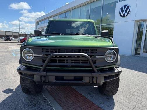 2022 Ford Bronco Base