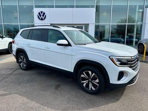 2024 Volkswagen Atlas 2.0T SE