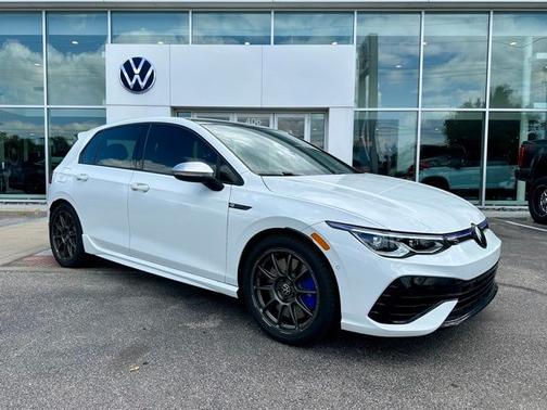 White 2024 Volkswagen Golf R 2.0T