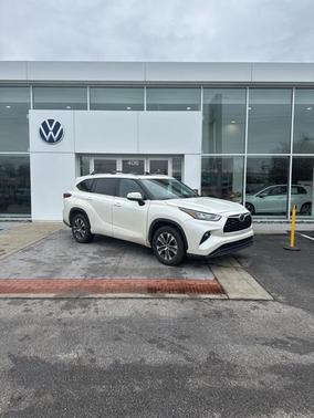 2020 Toyota Highlander XLE