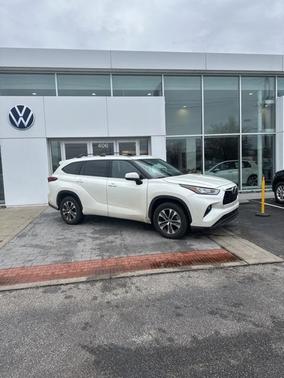 2020 Toyota Highlander XLE