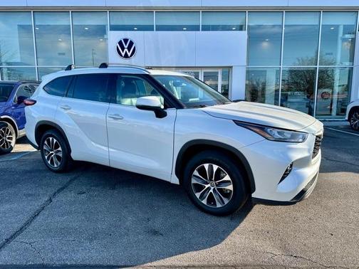 2020 Toyota Highlander XLE