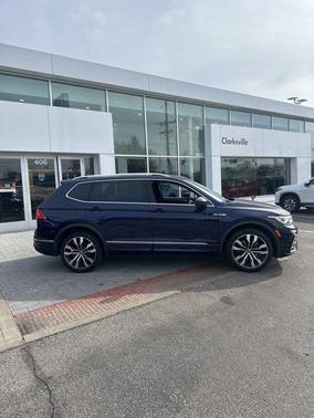 2022 Volkswagen Tiguan 2.0T SEL R-Line