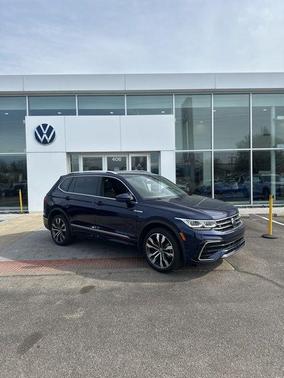 2022 Volkswagen Tiguan 2.0T SEL R-Line