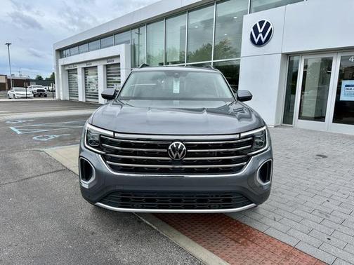 2025 Volkswagen Atlas 2.0T SE w/Technology 4MOTION