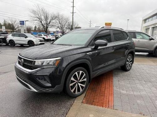 2022 Volkswagen Taos 1.5T SE