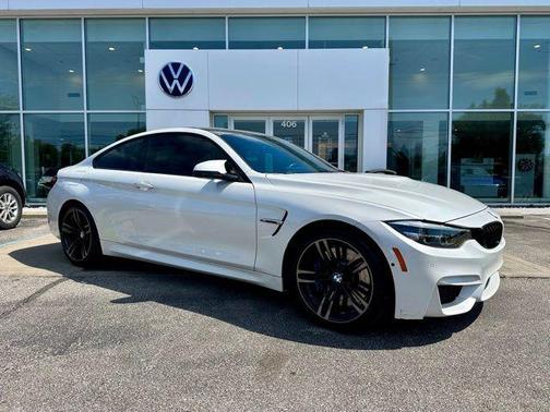 White Metallic 2018 BMW M4 Base