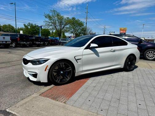 White Metallic 2018 BMW M4 Base