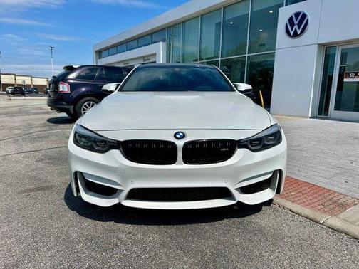 White Metallic 2018 BMW M4 Base