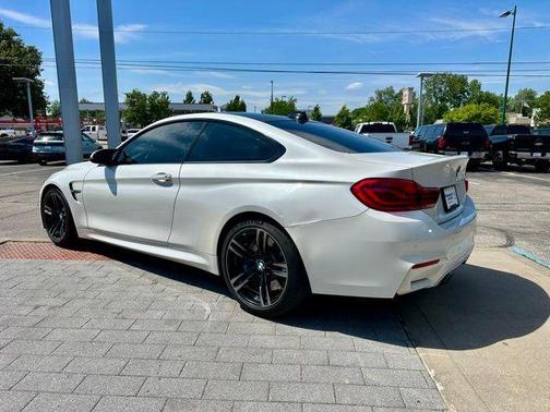 White Metallic 2018 BMW M4 Base
