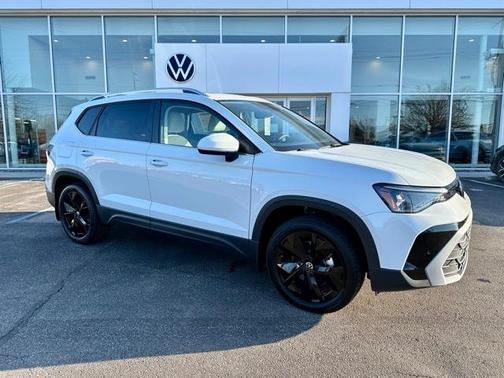 2025 Volkswagen Taos 1.5T SE