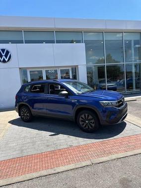 Blue Dusk 2024 Volkswagen Taos 1.5T S