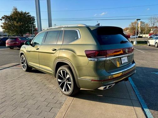 2026 Volkswagen Atlas 2.0T SEL Premium R-Line