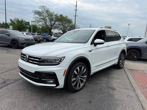 Pure White 2021 Volkswagen Tiguan 2.0T SEL Premium R-Line