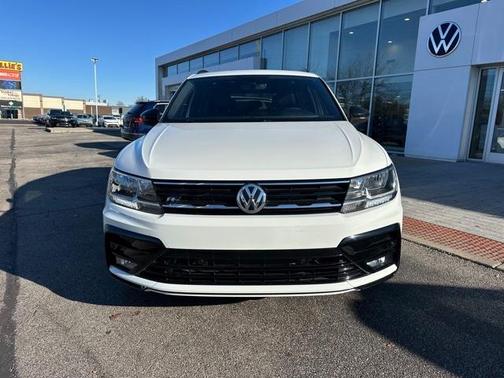 2021 Volkswagen Tiguan 2.0T SE R-Line Black