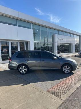 2018 Volkswagen Golf SportWagen TSI SE
