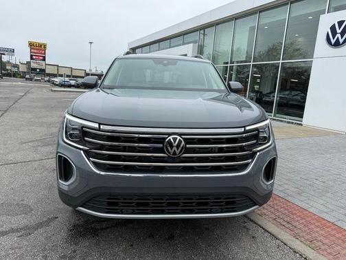 Gray 2026 Volkswagen Atlas 2.0T SE w/Technology